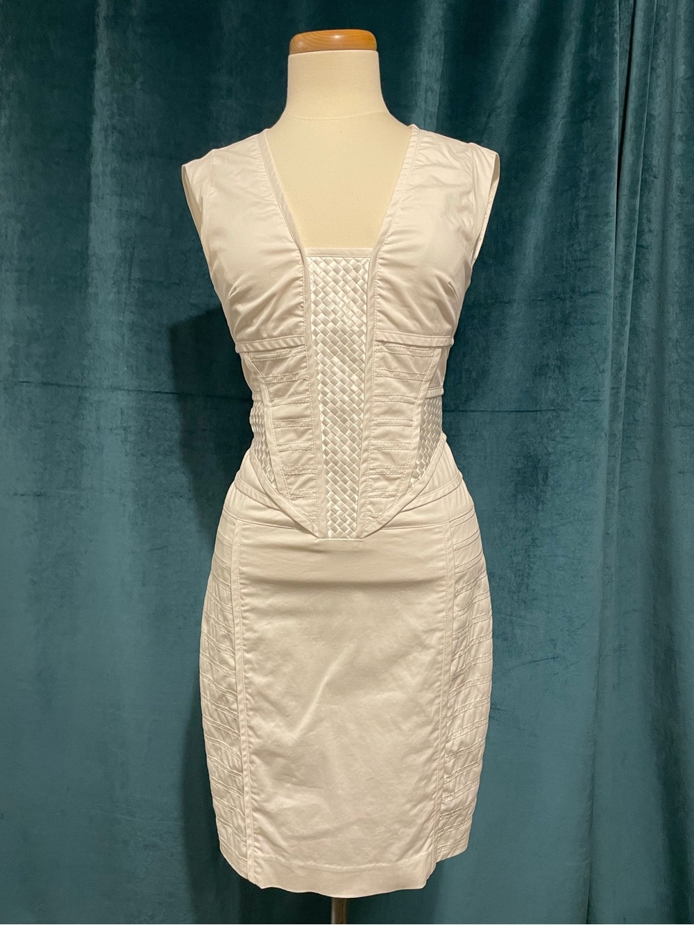 Bebe White Sleeveless Bodycon Dress
